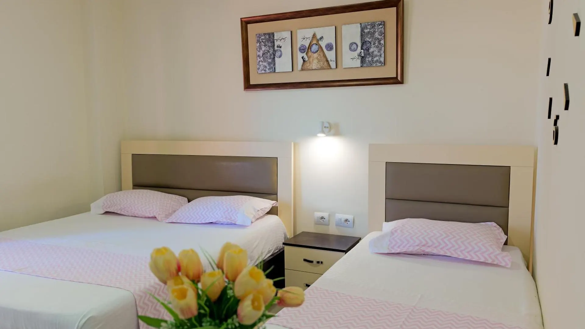 Hotel Chris Ksamil