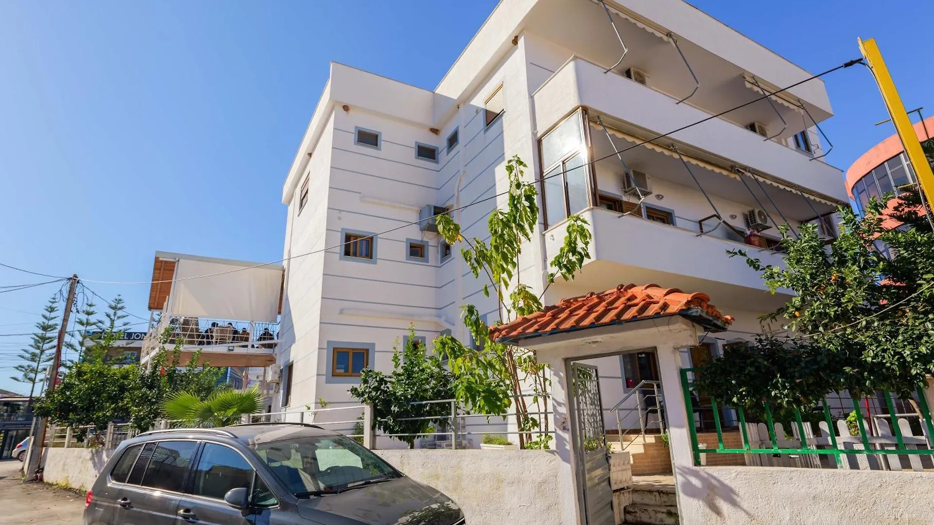 Hotel Chris Ksamil Guest house