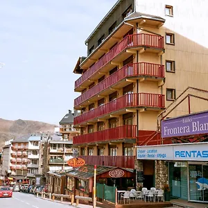 Kione Paradís Blanc , Pas De La Casa Andorra