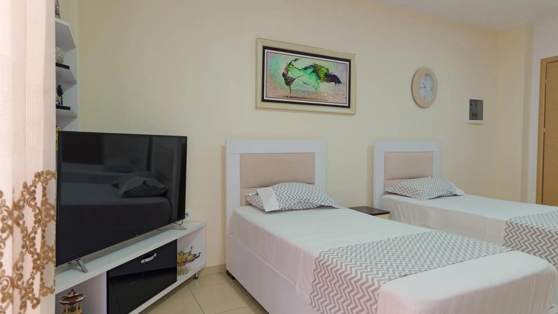 Hotel Chris Ksamil